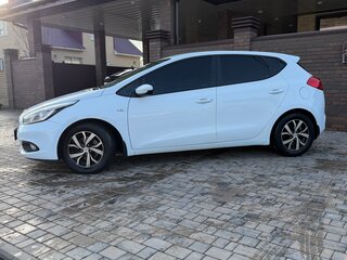 2014 Kia Ceed II, белый, 740000 рублей, вид 5