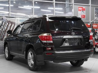 2012 Toyota Highlander II (XU40) Рестайлинг, красный, 1899000 рублей, вид 4