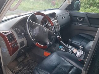 2005 Mitsubishi Pajero III Рестайлинг, чёрный, 650000 рублей, вид 2