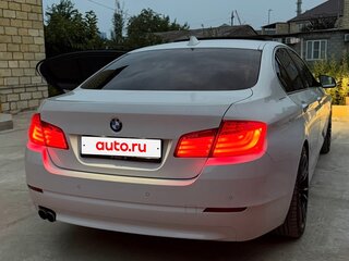 2011 BMW 5 серии 528i VI (F10/F11/F07), белый, 1900000 рублей, вид 4