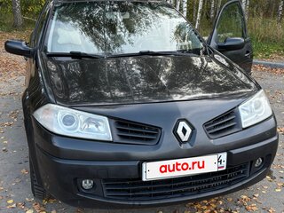 2006 Renault Megane II Рестайлинг, чёрный, 330000 рублей, вид 2