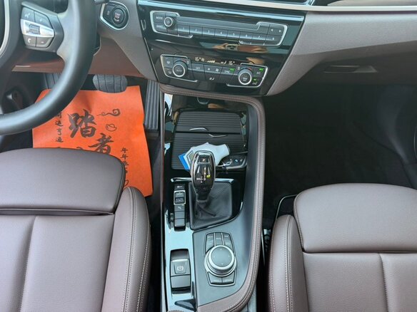 2022 BMW X1 20Li sDrive II (F48) Рестайлинг, белый - вид 12