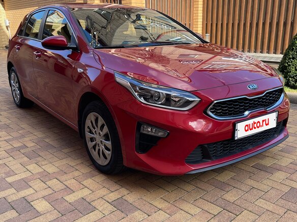 2018 Kia Ceed III, красный, 1950000 рублей