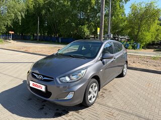 2012 Hyundai Solaris I, серый, 760000 рублей, вид 3