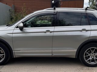 2020 Volkswagen Tiguan II, серый, 3600000 рублей, вид 2