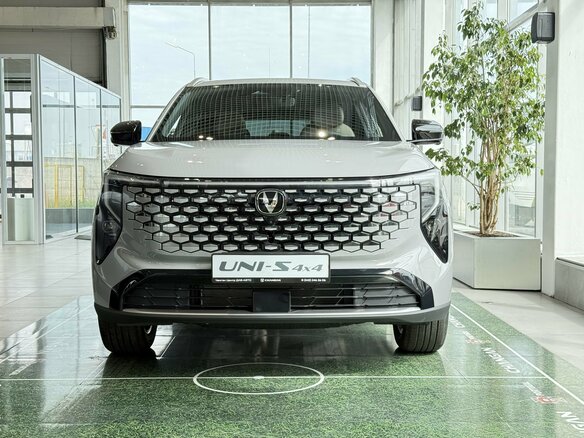 2026 Changan UNI-S I Рестайлинг, серый - вид 1