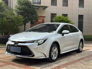 2023 Toyota Levin XII (E210) Рестайлинг, белый, 1570000 рублей, вид 1