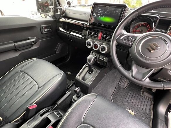 2023 Suzuki Jimny Sierra IV, чёрный, 1877000 рублей - вид 8