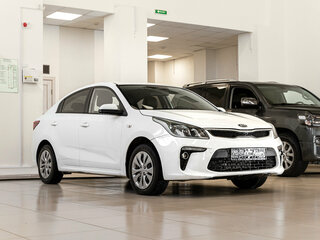 2018 Kia Rio IV, белый, 1100000 рублей, вид 1