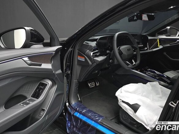 2026 Audi A6 VI (C9), чёрный, 10255000 рублей - вид 4