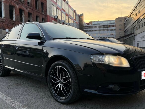 2007 Audi A4 III (B7), чёрный - вид 8