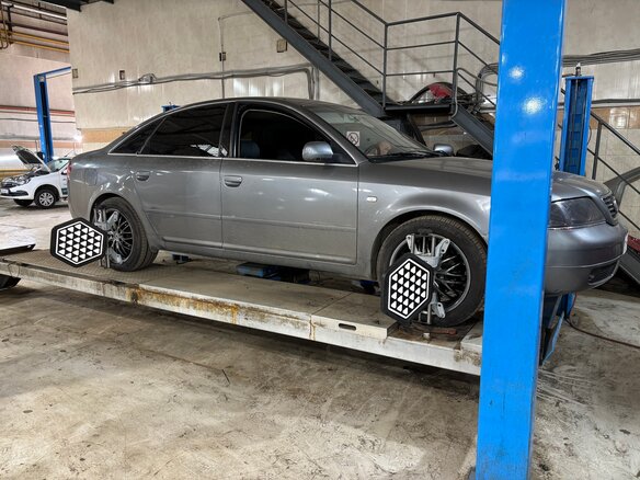 1998 Audi A6 II (C5), серый, 500000 рублей - вид 33
