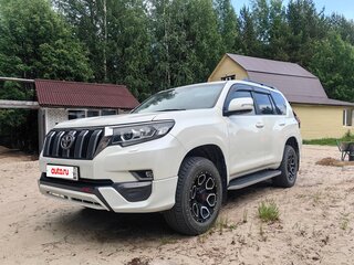 2019 Toyota Land Cruiser Prado 150 Series Рестайлинг 2, белый, 7300000 рублей, вид 4