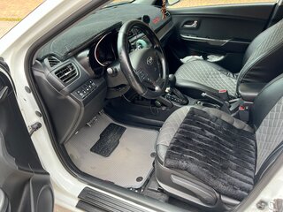 2016 Kia Rio III Рестайлинг, белый, 1050000 рублей, вид 3
