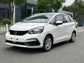 2023 Honda Fit Crosstar IV Рестайлинг, белый, 985666 рублей, вид 3