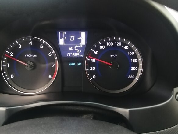 2015 Hyundai Solaris I Рестайлинг, бежевый, 920000 рублей - вид 16
