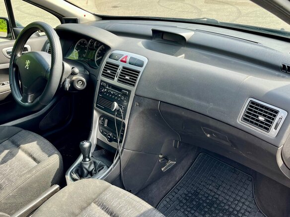 2004 Peugeot 307 I, чёрный, 250000 рублей - вид 12