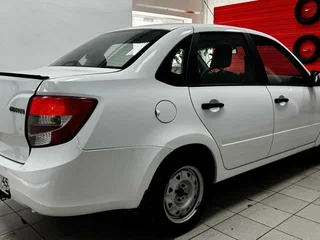 2018 Lada (ВАЗ) Granta I, белый, 370000 рублей, вид 5