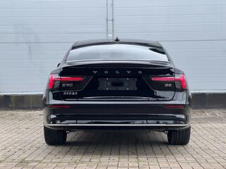 2025 Volvo S90 II Рестайлинг 2, чёрный, 7900000 рублей, вид 5