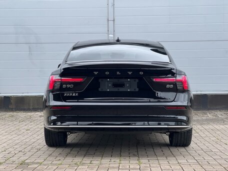 2025 Volvo S90 II Рестайлинг 2, чёрный, 7900000 рублей, вид 5