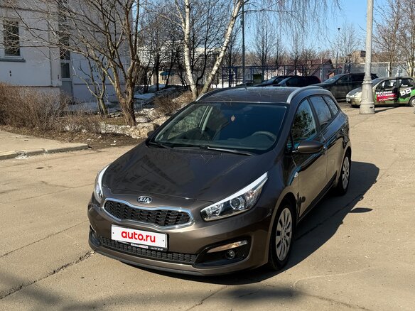 2018 Kia Ceed II Рестайлинг, коричневый, 1720000 рублей