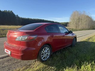 2013 Mazda 3 II (BL) Рестайлинг, красный, 800000 рублей, вид 3