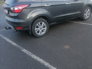 2017 Ford Kuga II Рестайлинг, серый, 1300000 рублей, вид 5