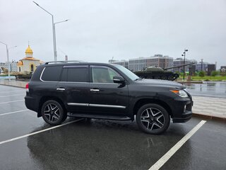 2012 Lexus LX 570 III Рестайлинг, чёрный, 4300000 рублей, вид 1