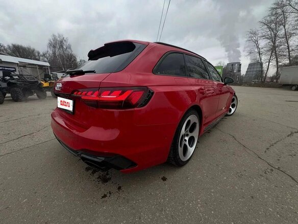2021 Audi RS 4 IV (B9) Рестайлинг, красный, 9400000 рублей - вид 6