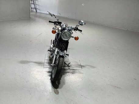 2021 Yamaha SR400, синий, 527000 рублей, вид 4