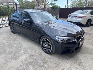 2018 BMW 5 серии 530d xDrive VII (G30/G31/G38), серый, 5200000 рублей, вид 2