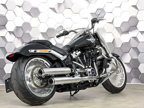 2021 Harley-Davidson Fat Boy, чёрный, 2249000 рублей - вид 6