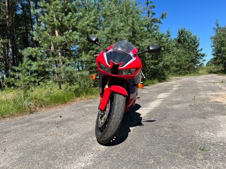 2022 Honda CBR 600RR, красный, 1150000 рублей, вид 4