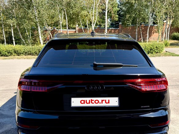 2021 Audi Q8 55 TFSI I (4M), чёрный, 8499000 рублей - вид 5