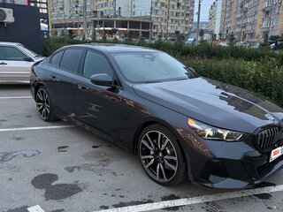 2023 BMW 5 серии 530i xDrive VIII (G60/G61/G68), серый, 7100000 рублей, вид 2