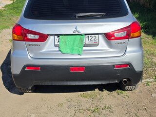 2010 Mitsubishi ASX I, серебристый, 960000 рублей, вид 4