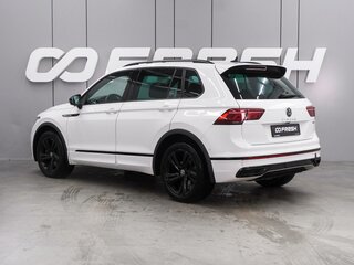 2021 Volkswagen Tiguan II Рестайлинг, белый, 3922000 рублей, вид 2