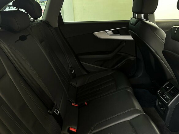 2019 Audi A4 V (B9), синий, 1750000 рублей - вид 14
