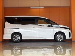 2023 Nissan Serena VI (C28), белый, 1817009 рублей, вид 3