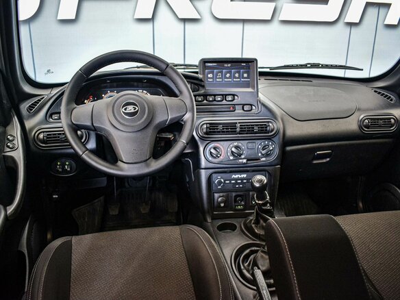 2020 Lada (ВАЗ) Niva, серебристый, 960000 рублей - вид 5