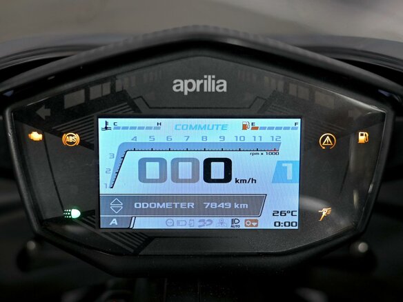 2021 Aprilia RS 660, серый, 977000 рублей - вид 8