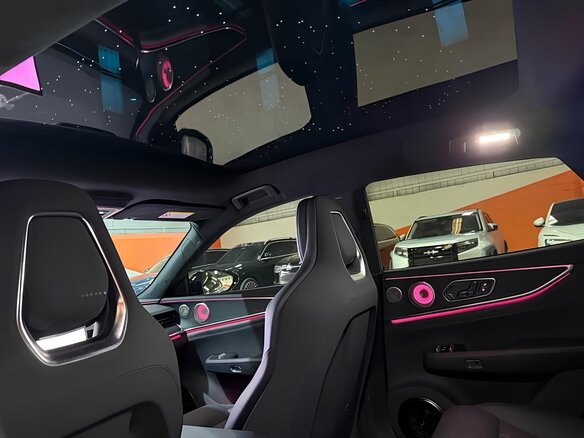 2026 Zeekr 001 103 kWh I Рестайлинг 2, фиолетовый, 11130000 рублей - вид 7