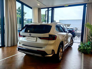 2024 BMW X1 Long 20Li sDrive III (U11/U12), белый, 3147738 рублей, вид 4