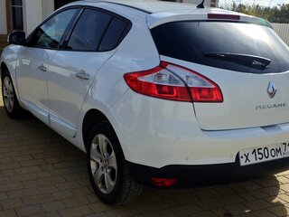 2013 Renault Megane III Рестайлинг, белый, 729000 рублей, вид 4