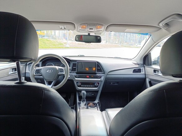 2019 Hyundai Sonata VII (LF) Рестайлинг, чёрный, 1410000 рублей - вид 8