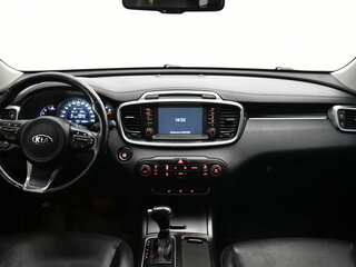 2017 Kia Sorento III Prime, чёрный, 2260000 рублей, вид 5