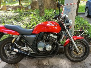 1996 Honda CB 400 Super Four, красный, 240000 рублей, вид 3
