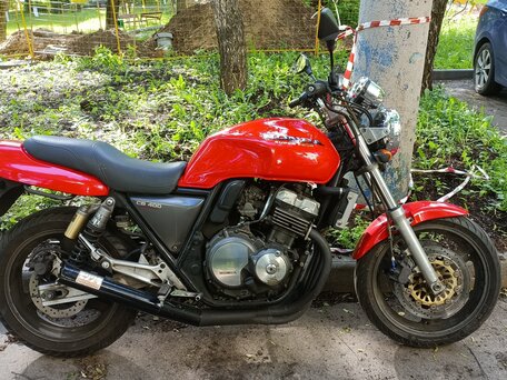 1996 Honda CB 400 Super Four, красный, 240000 рублей, вид 3