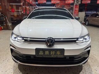 2023 Volkswagen Golf VIII, белый, 1950003 рублей, вид 2