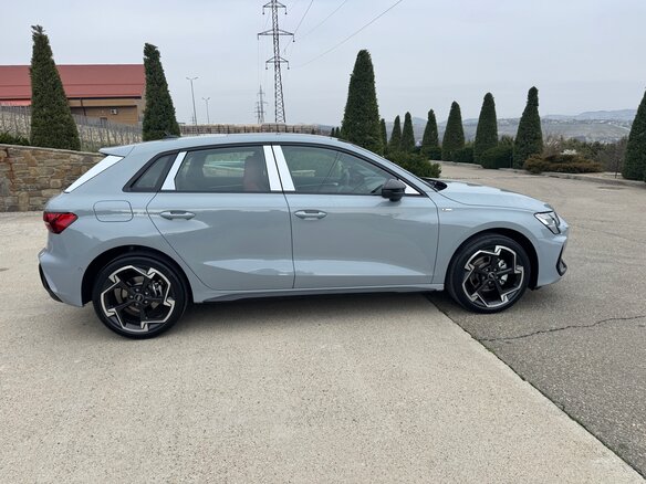 2026 Audi A3 Sportback 35 TFSI IV (8Y) Рестайлинг, серый, 3599999 рублей - вид 5